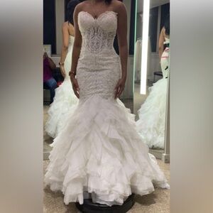 Mori Lee White Wedding Dress Size 12 Never altered or worn.